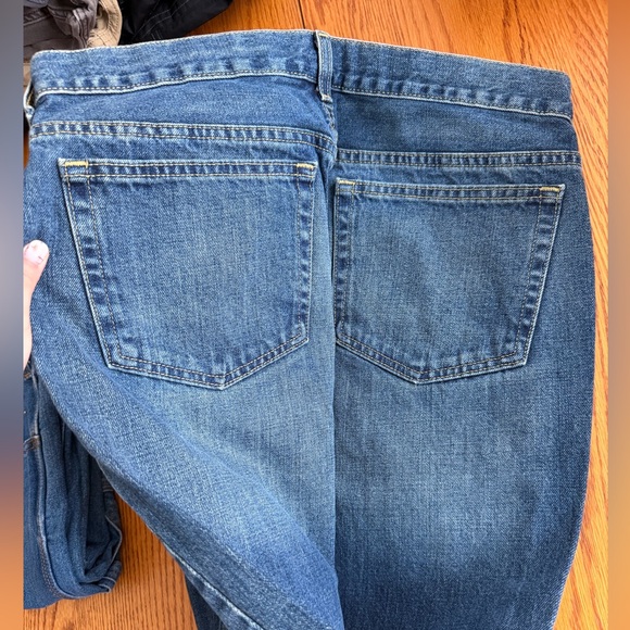 Urban Pipeline Relaxed Fit Blue Jeans - Picture 2 of 3